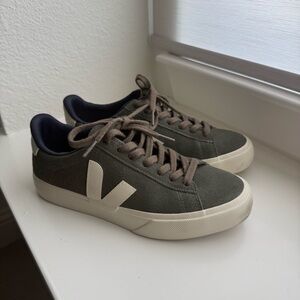 Veja Campo Sneaker Green Suede US 7.5 EU 38.5